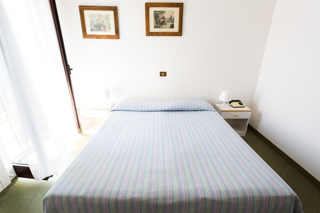 Hotel Krizman Monrupino Szoba fotó