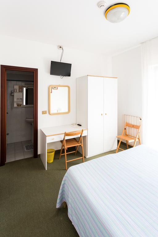 Hotel Krizman Monrupino Szoba fotó